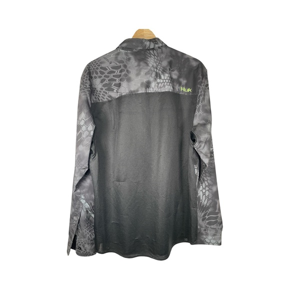 HUK men’s Gray Patterned Long Sleeve fishing shirt large - Picture 2 of 2